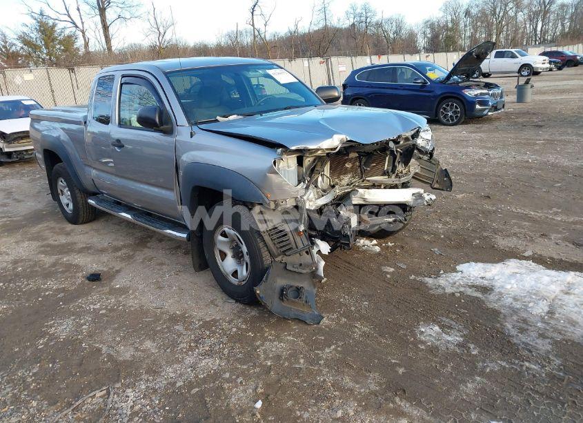 2015 Toyota Tacoma (VIN 5TFUX4EN9FX038058) main photo