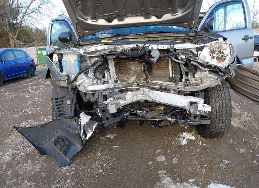 Photo 6 of 2015 Toyota Tacoma (VIN 5TFUX4EN9FX038058)