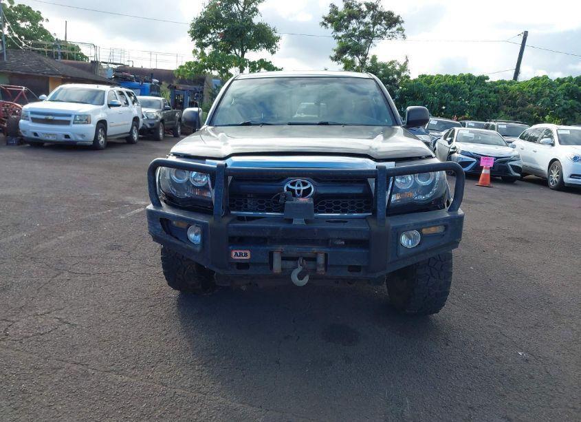 Photo 12 of 2011 Toyota Tacoma (VIN 5TFUX4ENXBX002213)