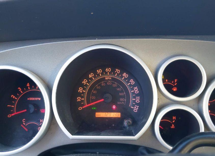 Photo 15 of 2011 Toyota Tundra GRADE 5.7L V8 (VIN 5TFUY5F10BX180775)