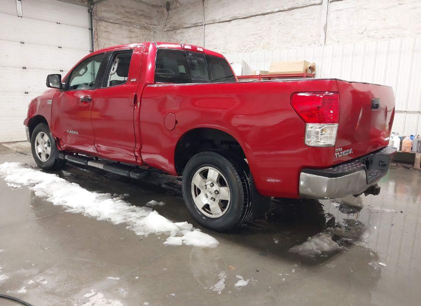 Photo 3 of 2011 Toyota Tundra GRADE 5.7L V8 (VIN 5TFUY5F10BX180775)