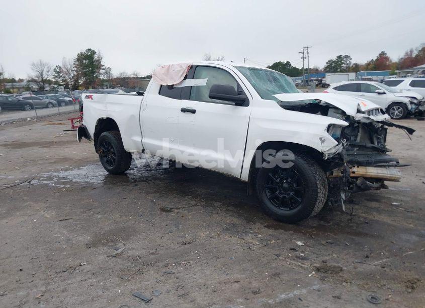 2021 Toyota Tundra SR5 (VIN 5TFUY5F10MX985193) main photo