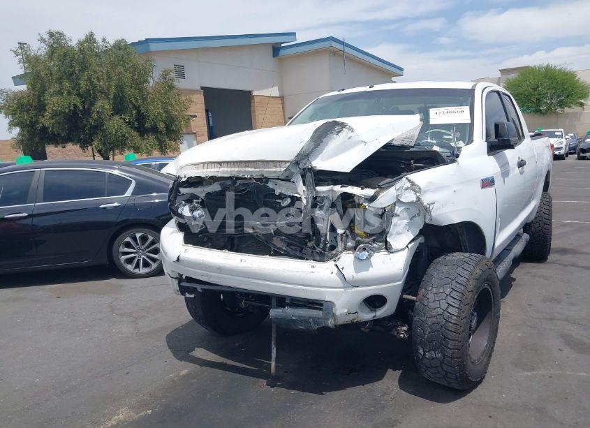 Photo 12 of 2010 Toyota Tundra GRADE 5.7L V8 (VIN 5TFUY5F11AX118381)