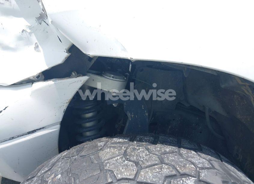 Photo 19 of 2010 Toyota Tundra GRADE 5.7L V8 (VIN 5TFUY5F11AX118381)