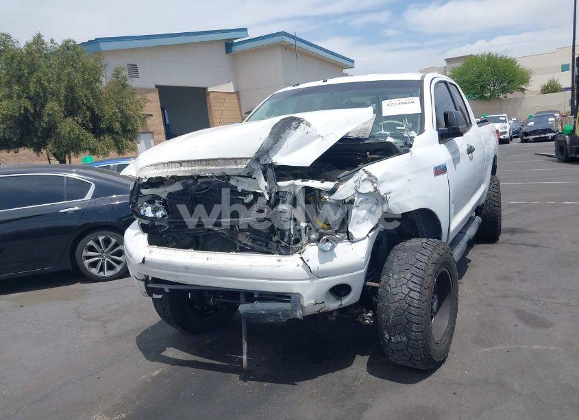 Photo 6 of 2010 Toyota Tundra GRADE 5.7L V8 (VIN 5TFUY5F11AX118381)