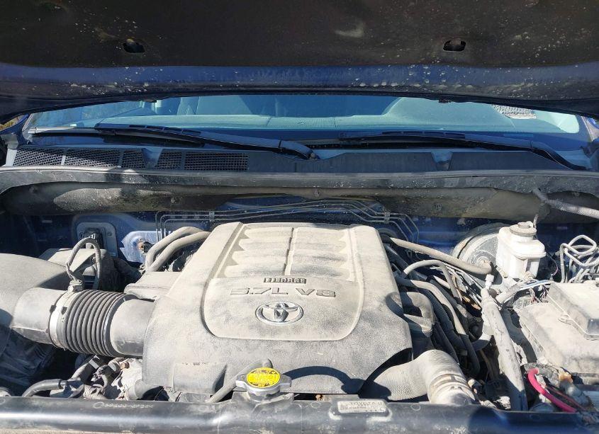 Photo 10 of 2014 Toyota Tundra SR5 5.7L V8 (VIN 5TFUY5F11EX344605)