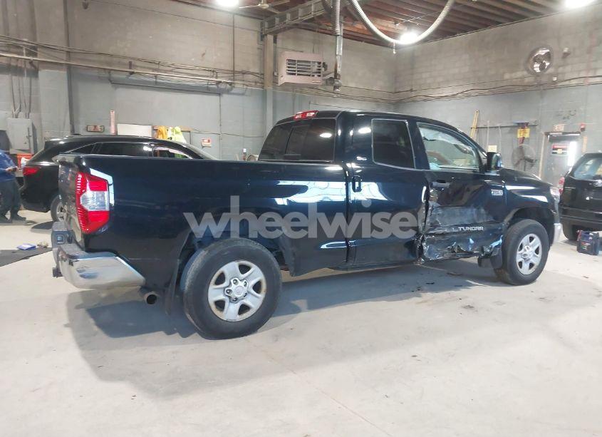 Photo 13 of 2018 Toyota Tundra SR5 5.7L V8 (VIN 5TFUY5F11JX682502)