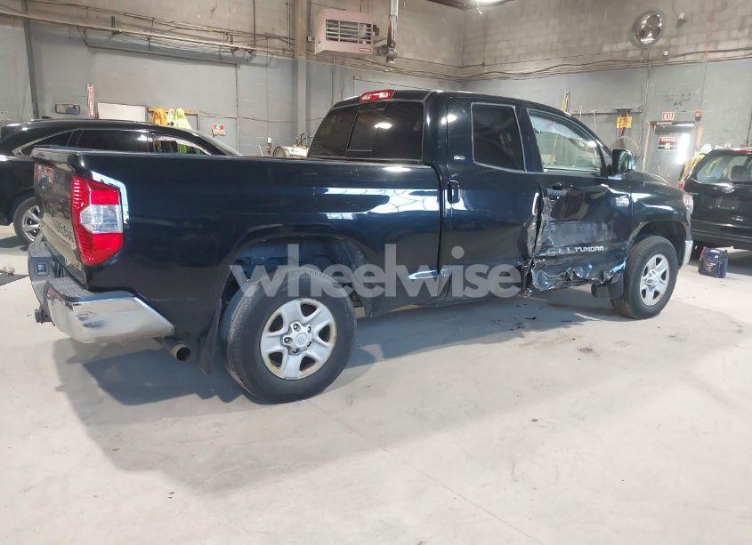 Photo 4 of 2018 Toyota Tundra SR5 5.7L V8 (VIN 5TFUY5F11JX682502)