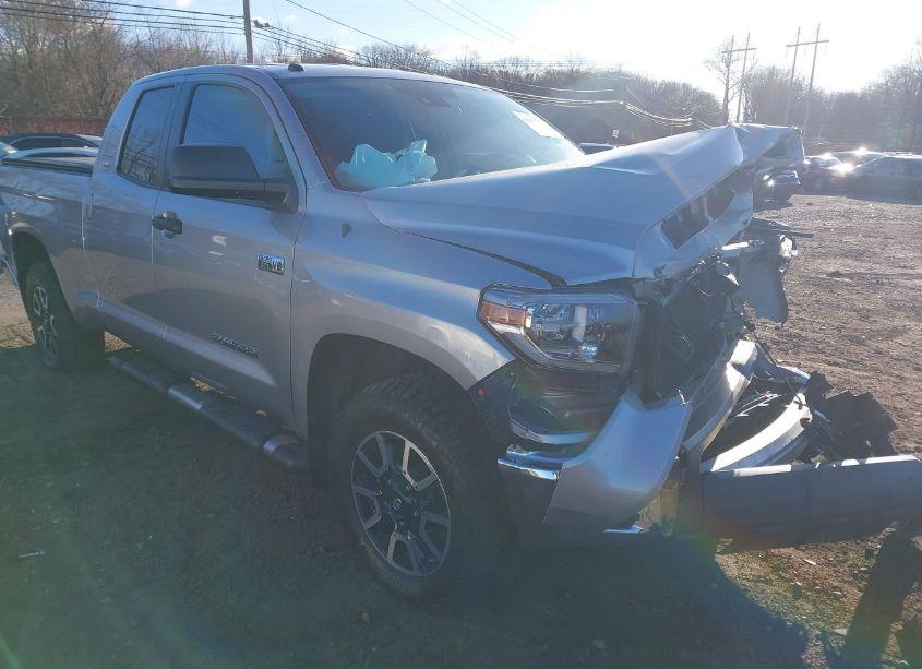 Photo 18 of 2018 Toyota Tundra SR5 5.7L V8 (VIN 5TFUY5F11JX719774)