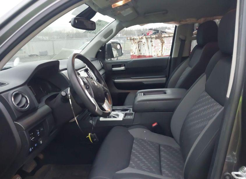Photo 5 of 2021 Toyota Tundra SR5 (VIN 5TFUY5F11MX007477)