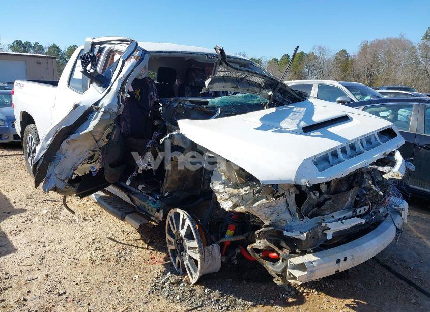 2021 Toyota Tundra SR5 (VIN 5TFUY5F11MX011609) main photo