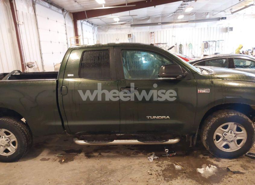 Photo 13 of 2011 Toyota Tundra GRADE 5.7L V8 (VIN 5TFUY5F12BX173049)