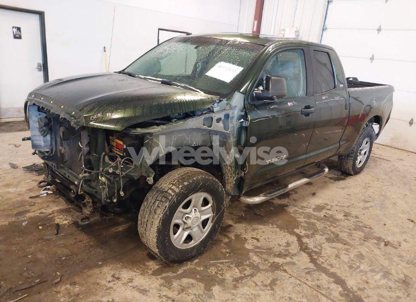 Photo 2 of 2011 Toyota Tundra GRADE 5.7L V8 (VIN 5TFUY5F12BX173049)