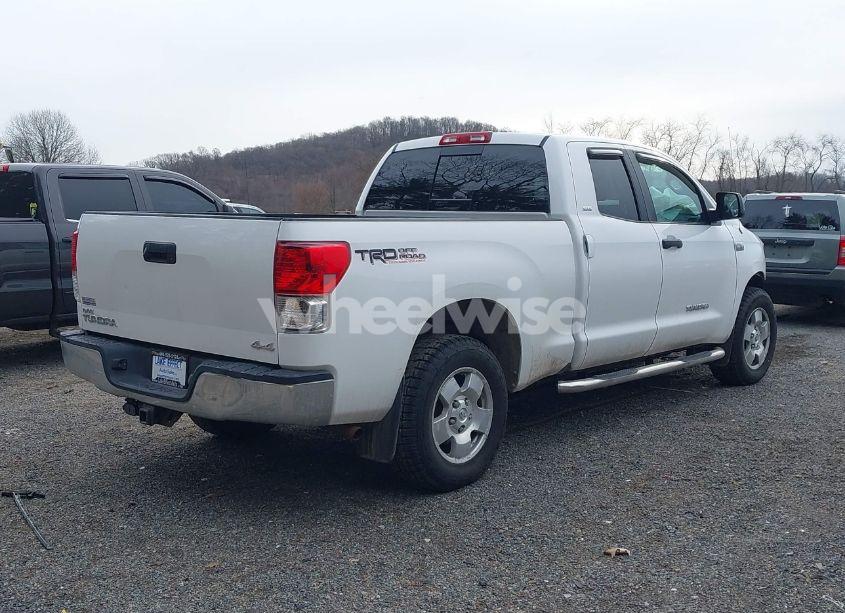 Photo 4 of 2012 Toyota Tundra GRADE 5.7L V8 (VIN 5TFUY5F12CX246468)
