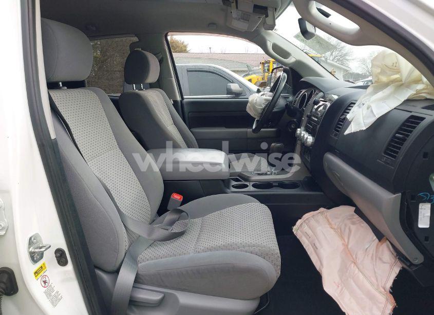 Photo 5 of 2012 Toyota Tundra GRADE 5.7L V8 (VIN 5TFUY5F12CX246468)