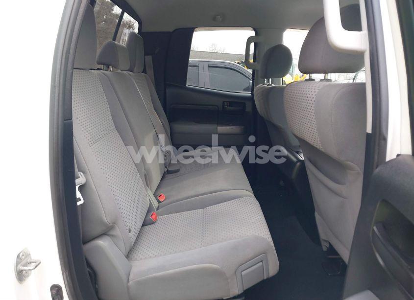 Photo 8 of 2012 Toyota Tundra GRADE 5.7L V8 (VIN 5TFUY5F12CX246468)