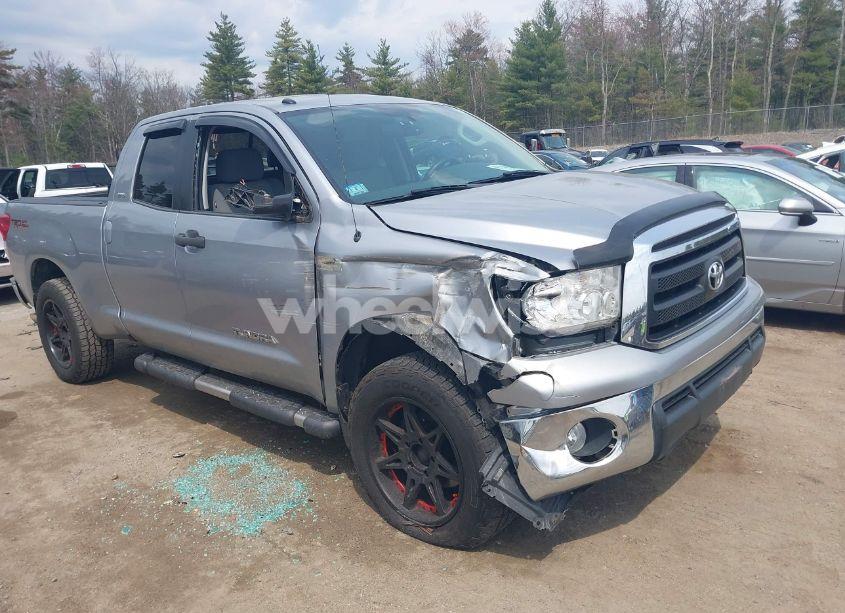 2013 Toyota Tundra GRADE 5.7L V8 (VIN 5TFUY5F12DX304788) main photo