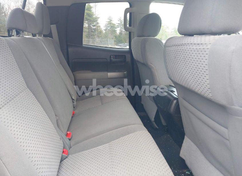 Photo 8 of 2013 Toyota Tundra GRADE 5.7L V8 (VIN 5TFUY5F12DX304788)