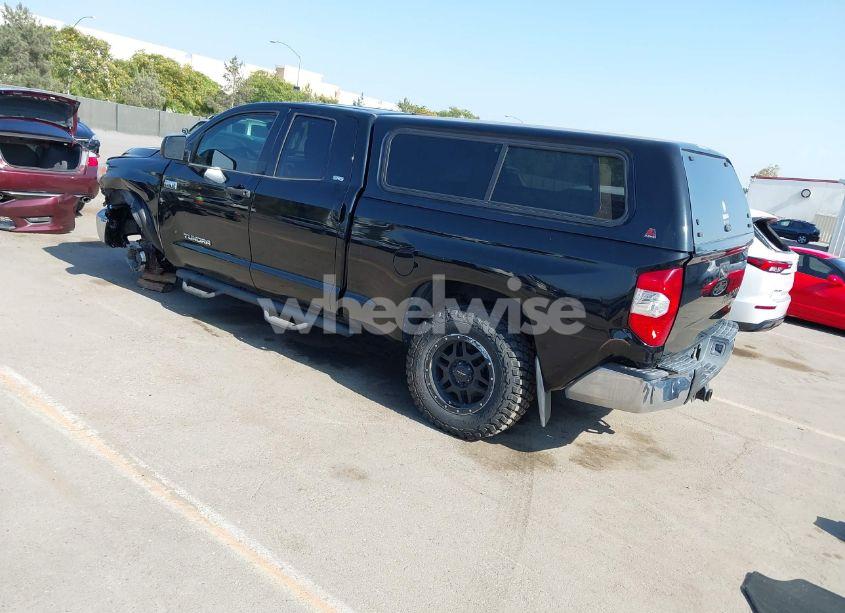 Photo 3 of 2017 Toyota Tundra SR5 5.7L V8 (VIN 5TFUY5F12HX611173)