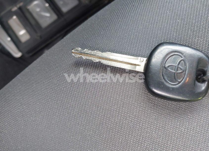 Photo 11 of 2017 Toyota Tundra SR5 5.7L V8 (VIN 5TFUY5F12HX677173)