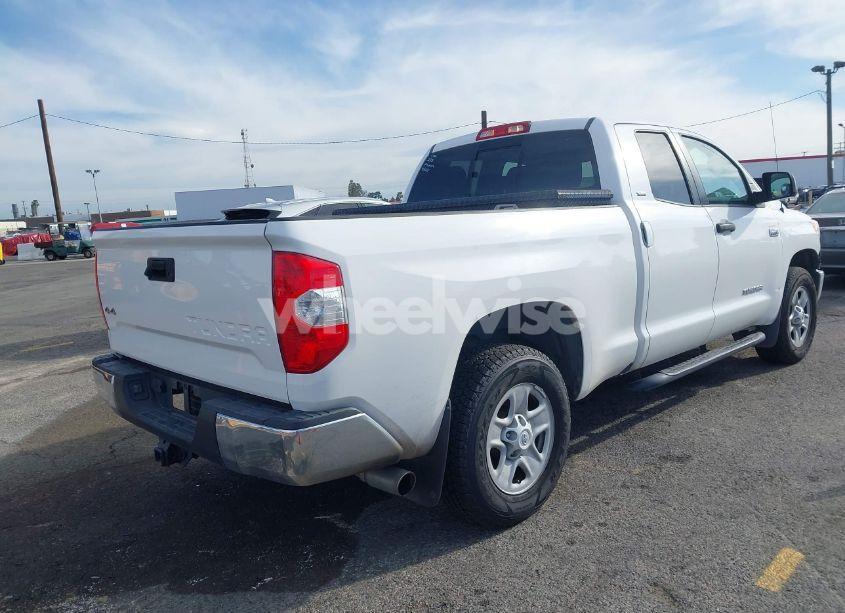 Photo 4 of 2017 Toyota Tundra SR5 5.7L V8 (VIN 5TFUY5F12HX677173)