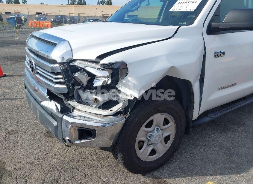 Photo 6 of 2017 Toyota Tundra SR5 5.7L V8 (VIN 5TFUY5F12HX677173)