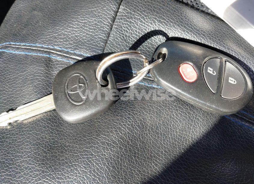 Photo 11 of 2015 Toyota Tundra SR5 5.7L V8 (VIN 5TFUY5F13FX418804)