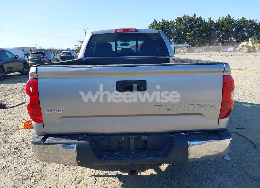 Photo 16 of 2015 Toyota Tundra SR5 5.7L V8 (VIN 5TFUY5F13FX418804)