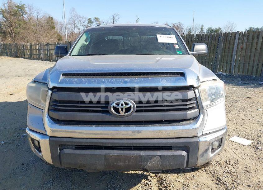 Photo 6 of 2015 Toyota Tundra SR5 5.7L V8 (VIN 5TFUY5F13FX418804)