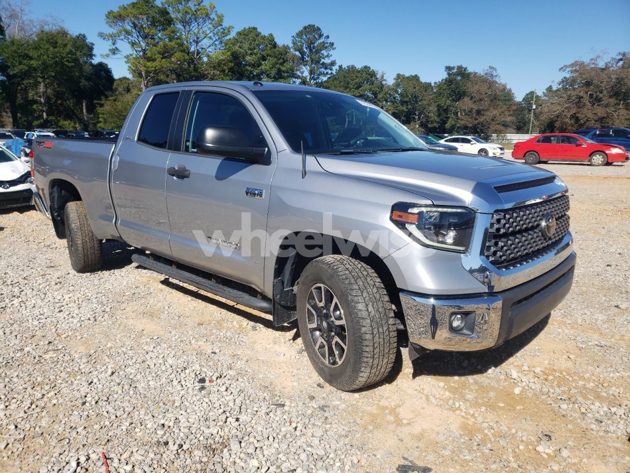 Photo 4 of 2019 TOYOTA TUNDRA DOUBLE CAB SR (VIN 5TFUY5F13KX850366)