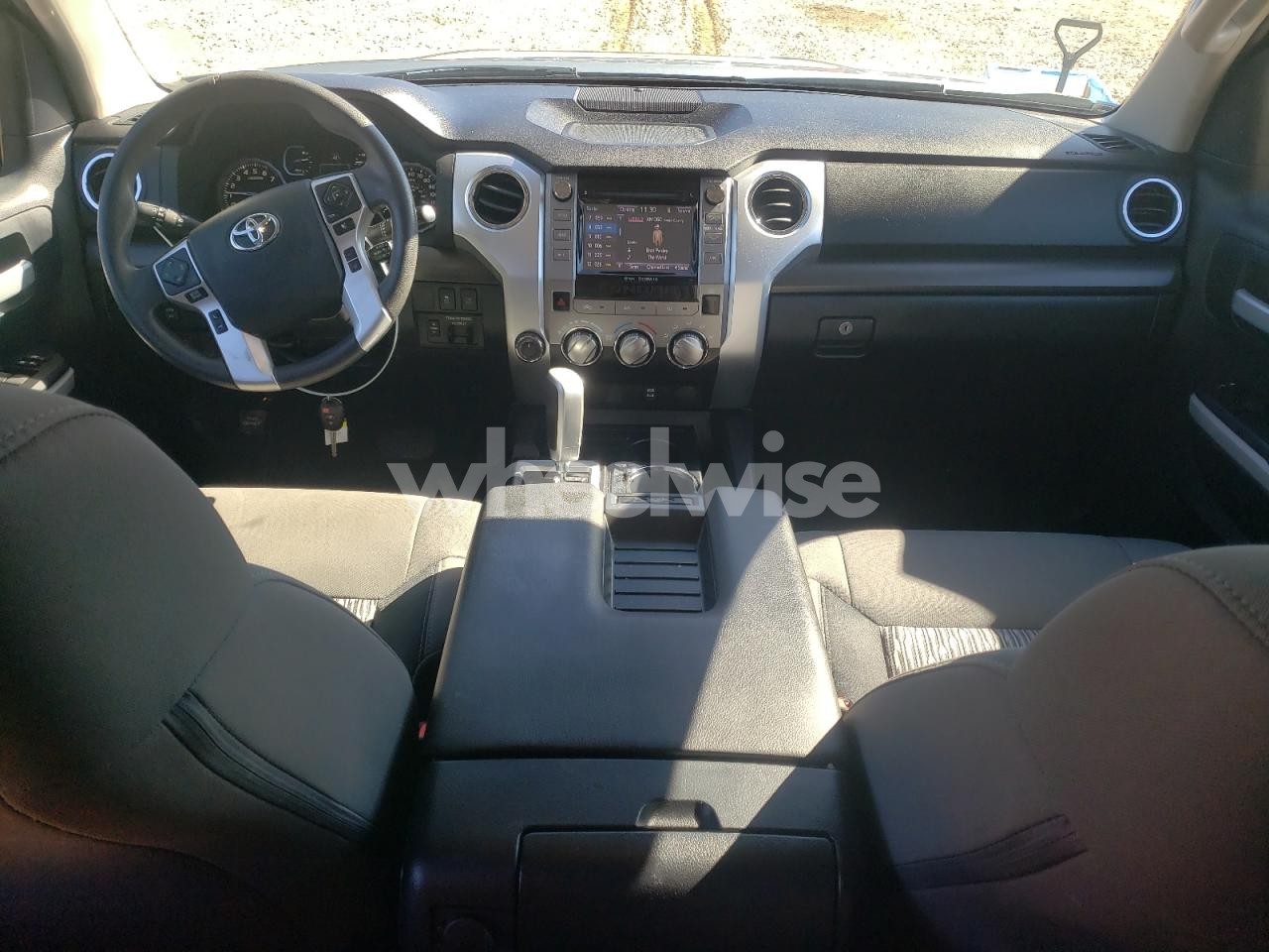 Photo 8 of 2019 TOYOTA TUNDRA DOUBLE CAB SR (VIN 5TFUY5F13KX850366)