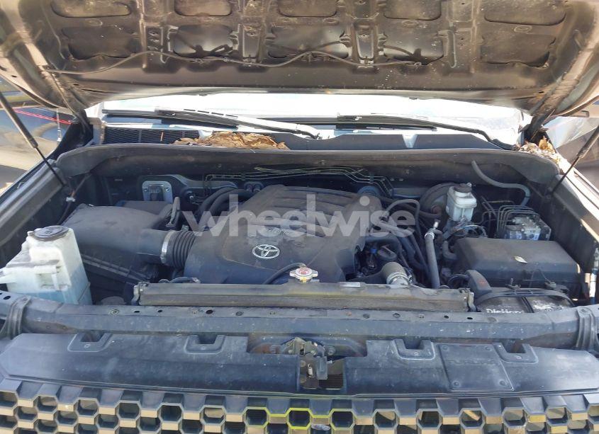 Photo 10 of 2019 Toyota Tundra LIMITED 5.7L V8/SR 5.7L V8/SR5 5.7L V8 (VIN 5TFUY5F13KX852912)