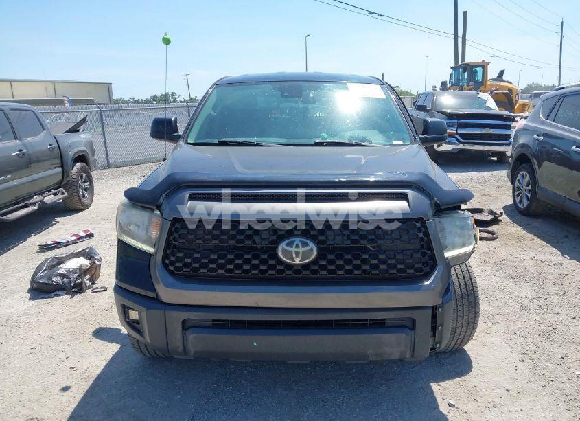 Photo 12 of 2019 Toyota Tundra LIMITED 5.7L V8/SR 5.7L V8/SR5 5.7L V8 (VIN 5TFUY5F13KX852912)