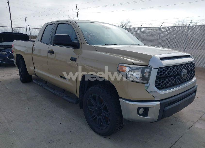 2020 Toyota Tundra SR5 (VIN 5TFUY5F13LX902239) main photo