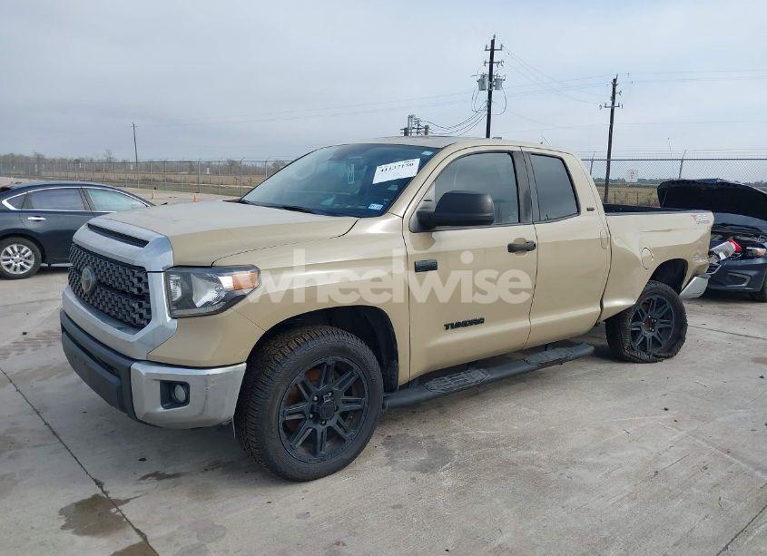 Photo 2 of 2020 Toyota Tundra SR5 (VIN 5TFUY5F13LX902239)
