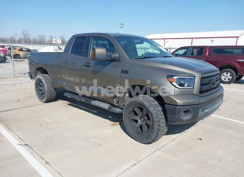 2010 Toyota Tundra GRADE 5.7L V8 (VIN 5TFUY5F14AX140360) main photo