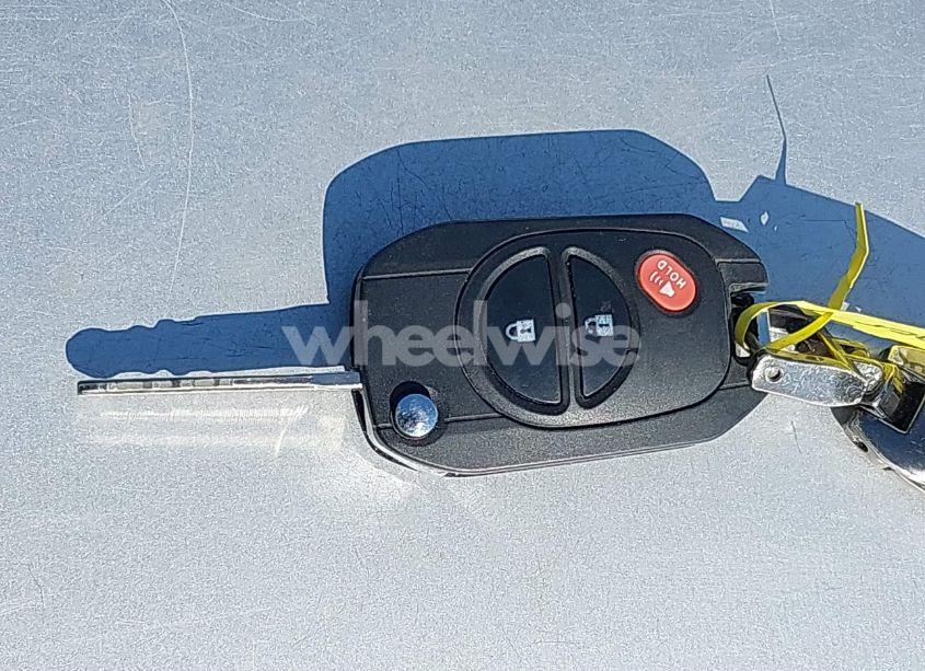 Photo 11 of 2010 Toyota Tundra GRADE 5.7L V8 (VIN 5TFUY5F14AX140360)