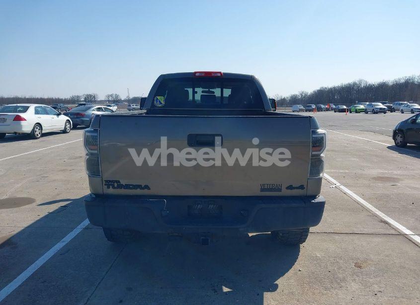 Photo 16 of 2010 Toyota Tundra GRADE 5.7L V8 (VIN 5TFUY5F14AX140360)