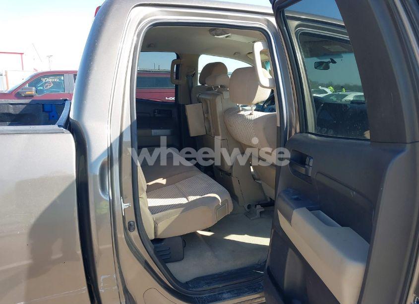 Photo 8 of 2010 Toyota Tundra GRADE 5.7L V8 (VIN 5TFUY5F14AX140360)