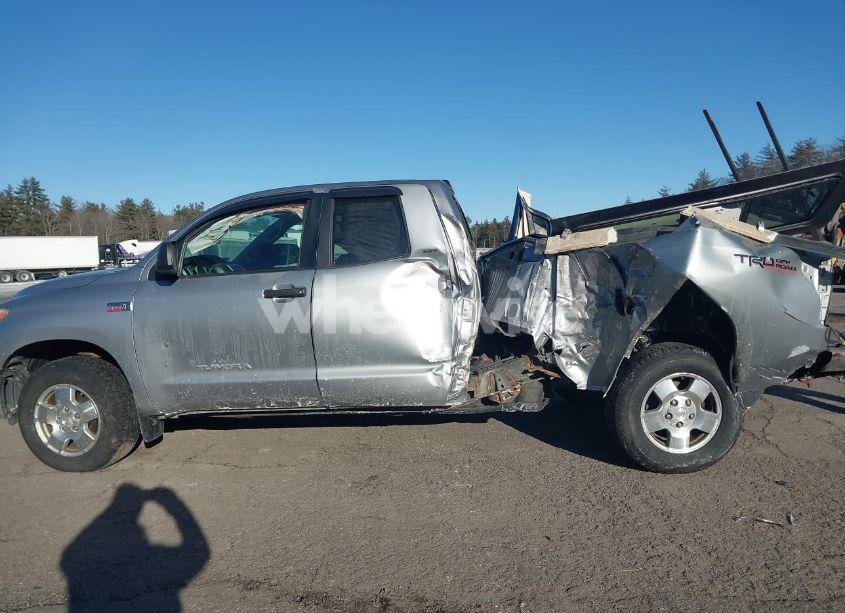 Photo 14 of 2011 Toyota Tundra GRADE 5.7L V8 (VIN 5TFUY5F14BX193948)