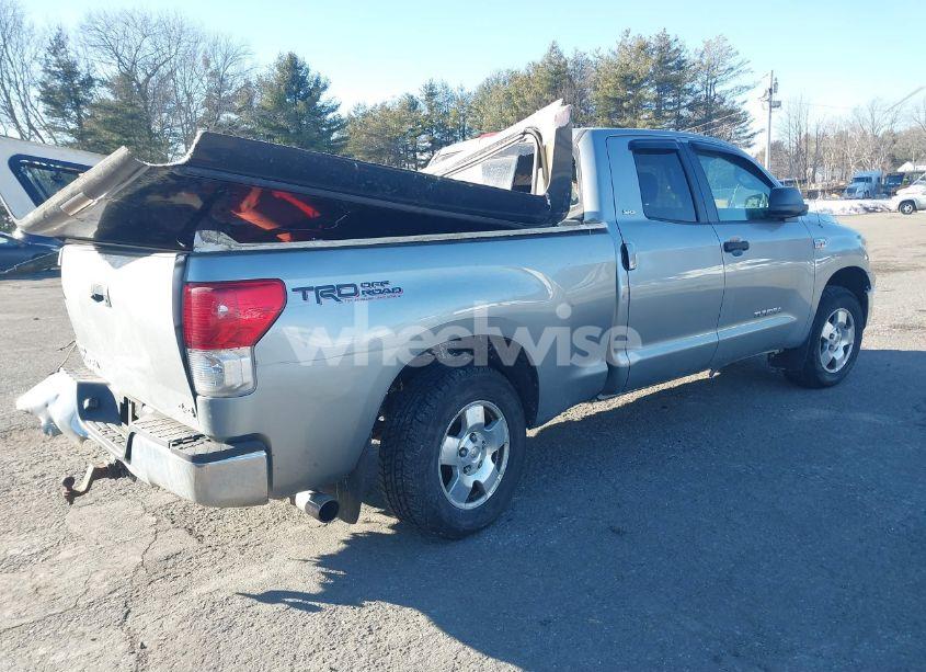 Photo 4 of 2011 Toyota Tundra GRADE 5.7L V8 (VIN 5TFUY5F14BX193948)
