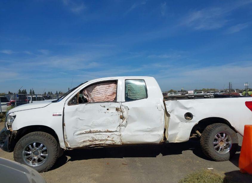 Photo 14 of 2012 Toyota Tundra GRADE 5.7L V8 (VIN 5TFUY5F14CX251705)