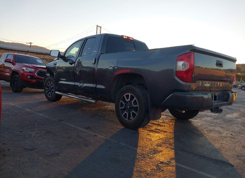 Photo 3 of 2018 Toyota Tundra SR5 5.7L V8 (VIN 5TFUY5F14JX774476)