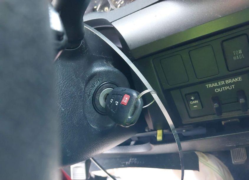 Photo 11 of 2020 Toyota Tundra SR5 (VIN 5TFUY5F14LX918658)