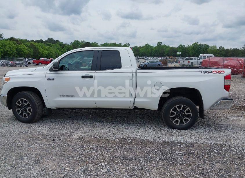 Photo 14 of 2016 Toyota Tundra SR5 5.7L V8 (VIN 5TFUY5F15GX503144)