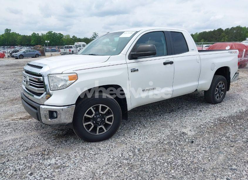 Photo 2 of 2016 Toyota Tundra SR5 5.7L V8 (VIN 5TFUY5F15GX503144)