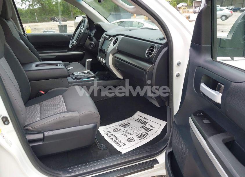 Photo 5 of 2016 Toyota Tundra SR5 5.7L V8 (VIN 5TFUY5F15GX503144)