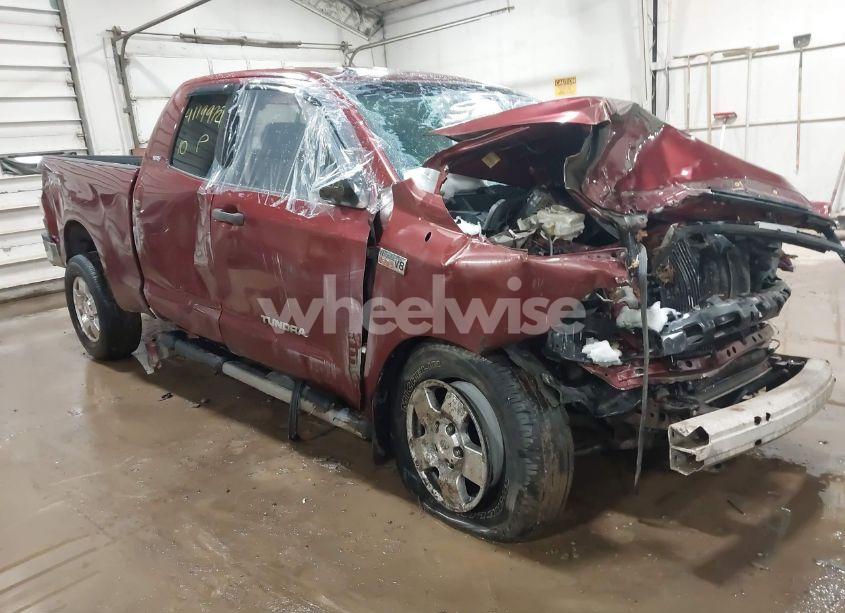 2010 Toyota Tundra GRADE 5.7L V8 (VIN 5TFUY5F16AX102483) main photo