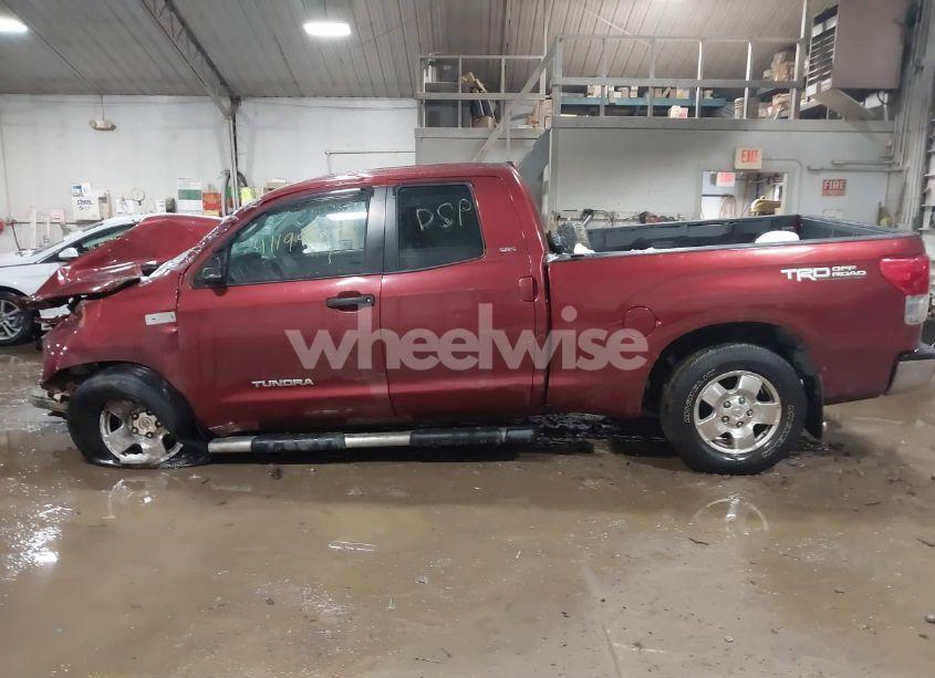 Photo 14 of 2010 Toyota Tundra GRADE 5.7L V8 (VIN 5TFUY5F16AX102483)