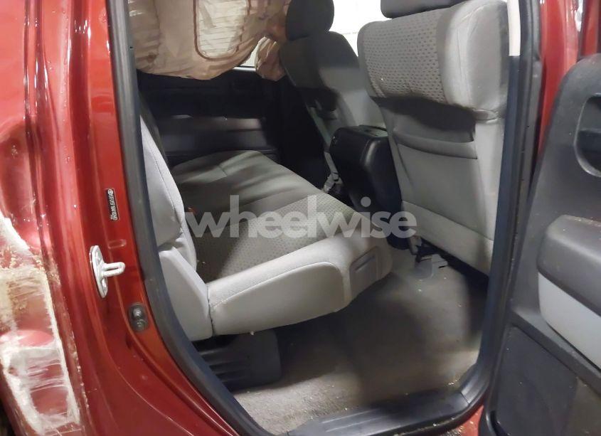 Photo 8 of 2010 Toyota Tundra GRADE 5.7L V8 (VIN 5TFUY5F16AX102483)